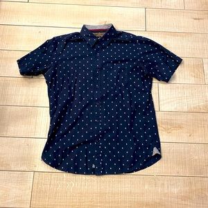 PD&C Short Sleeve Button Shirt size Large